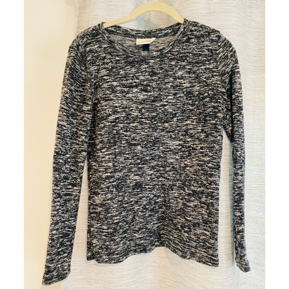 Universal Thread | Tops | Universal Thread Space Knit Gray Top | Poshmark